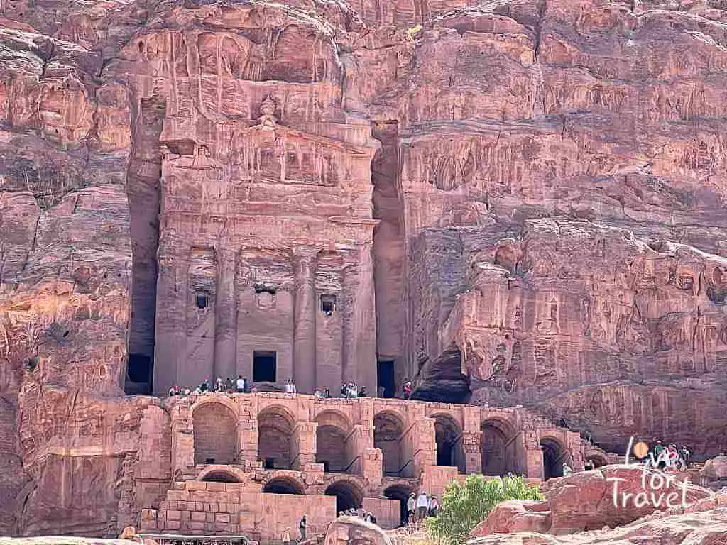 Βασιλικοί Τάφοι - Αξιοθέατα Πέτρα Ιορδανίας